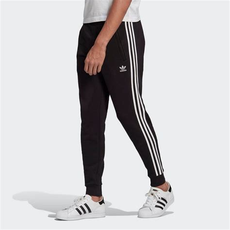 adidas hose schwarz streifen|adidas Originals ADICOLOR 3.